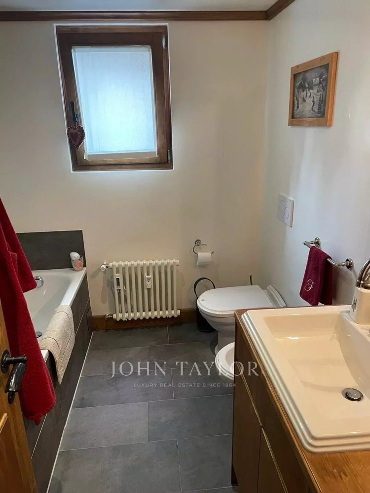 Appartement 5.5 pièces à louer à Crans-Montana - image 1/5
