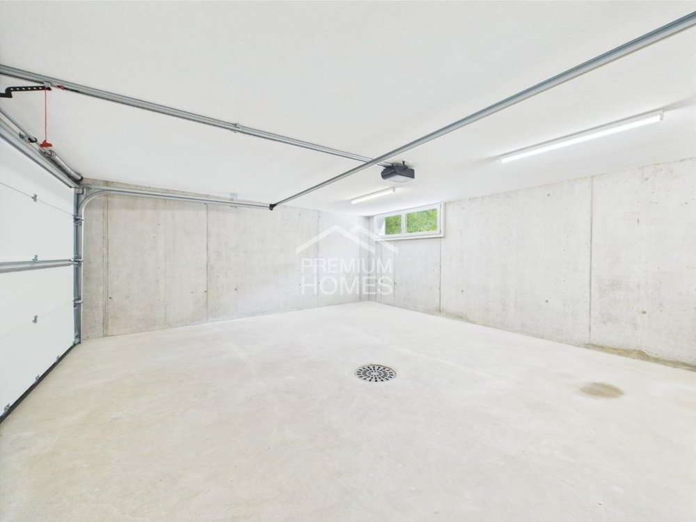 Casa di 5 locali in vendita a Filzbach - immagine 1/13