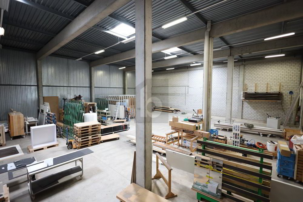 GEWERBEOBJEKT MIT VIELEN MÖGLICHKEITEN - Ansicht 4