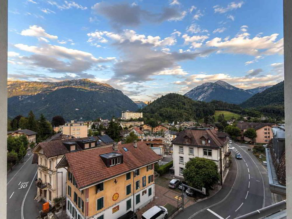 2.5 rooms Apartment to buy in Interlaken - image 1/12