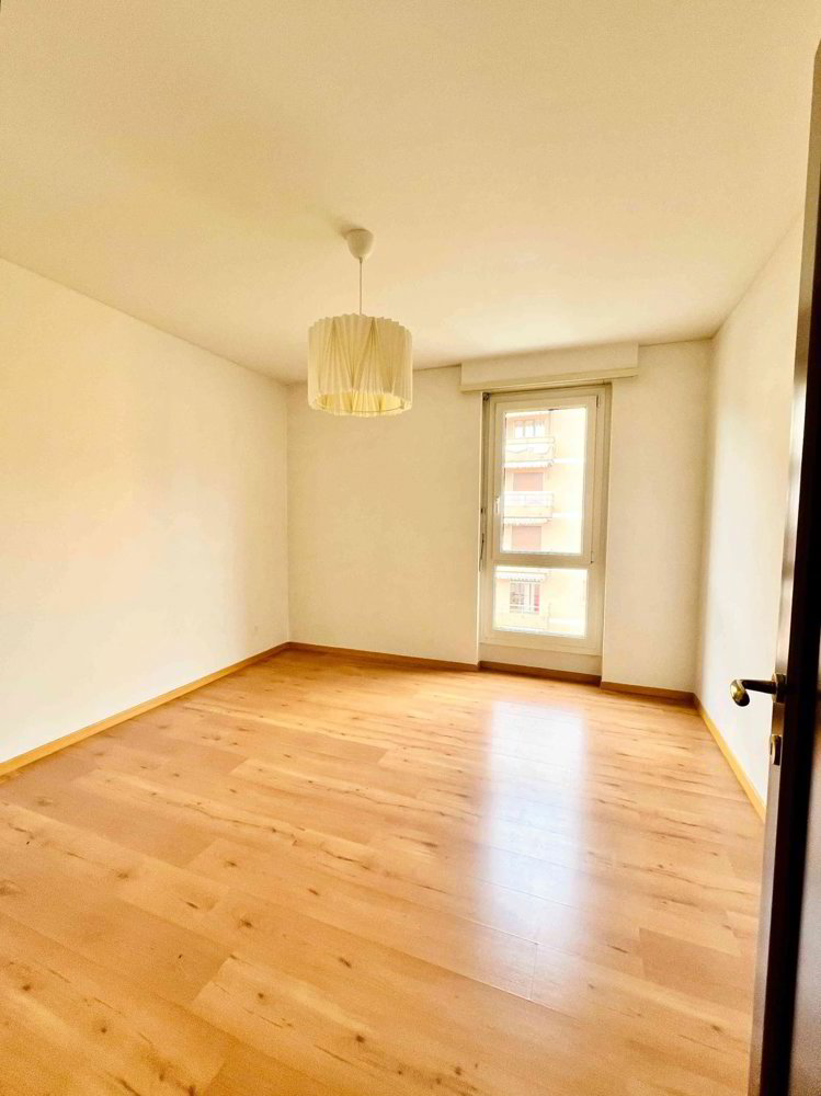 Appartement 4.5 pièces à acheter à Caslano - image 1/5