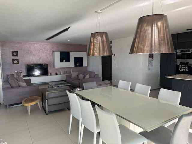 Appartamento di 6 locali in vendita a Lugano - immagine 1/7
