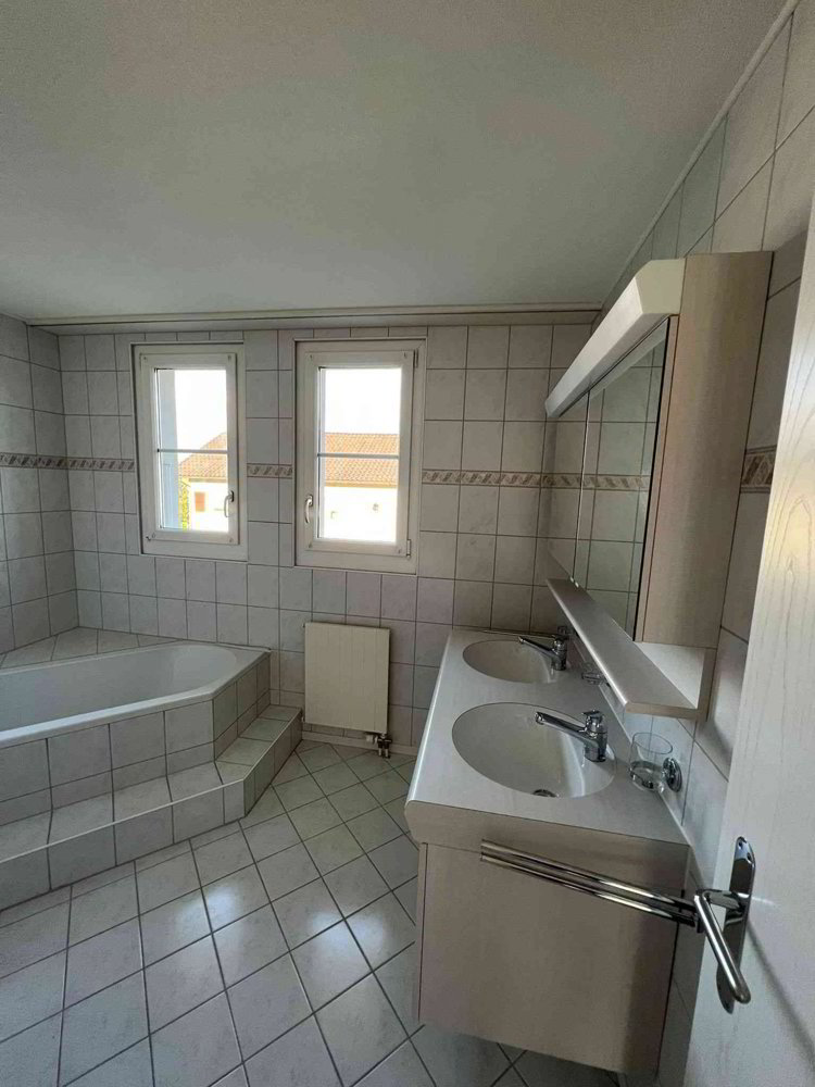 Maison 5.5 pièces à louer à St. Pantaleon - image 1/10