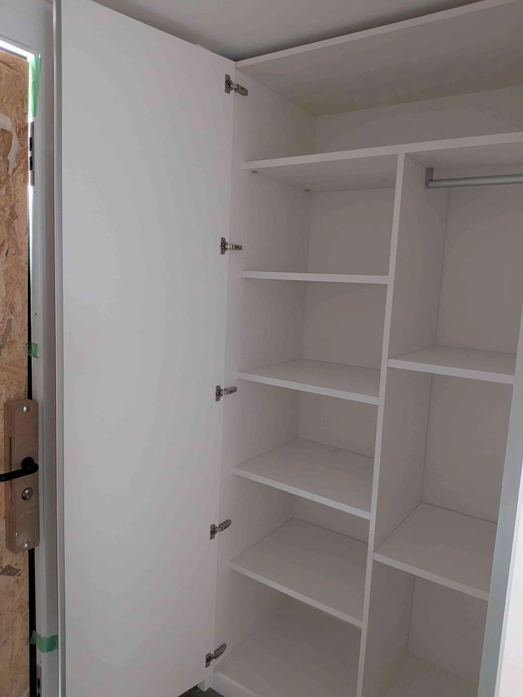 Appartamento di 2 locali in affitto a Seewen SZ - immagine 1/6