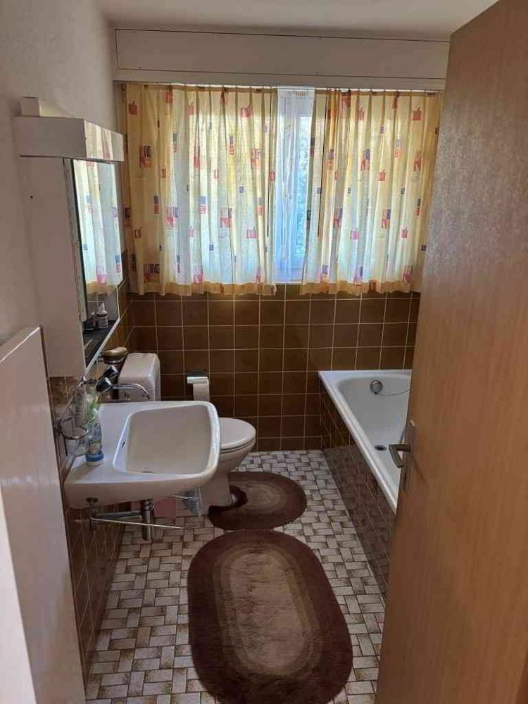 Maison 7.5 pièces à acheter à Muhen - image 1/13