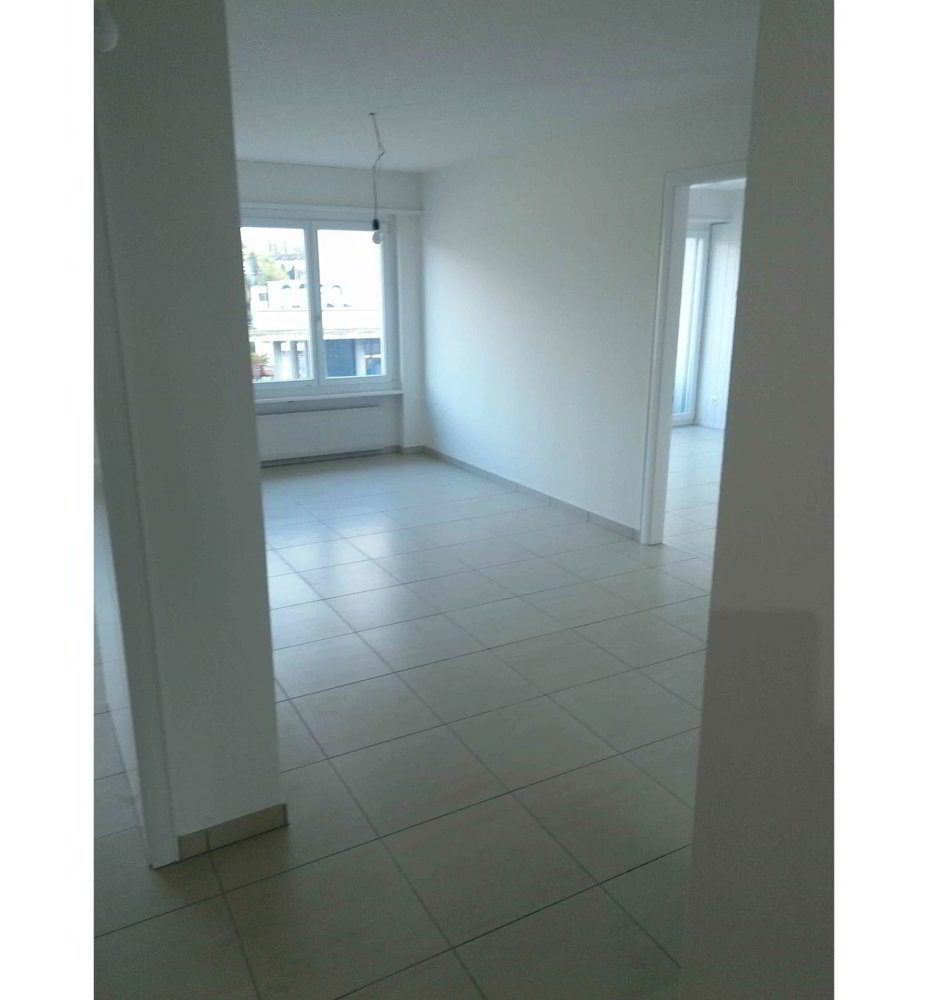 4 rooms Apartment for rent in Uzwil - image 1/12