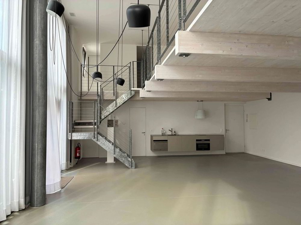 Heller Loft-Büroraum oder Atelier mit Galerie - vielseitig nutzbar - Ansicht 2