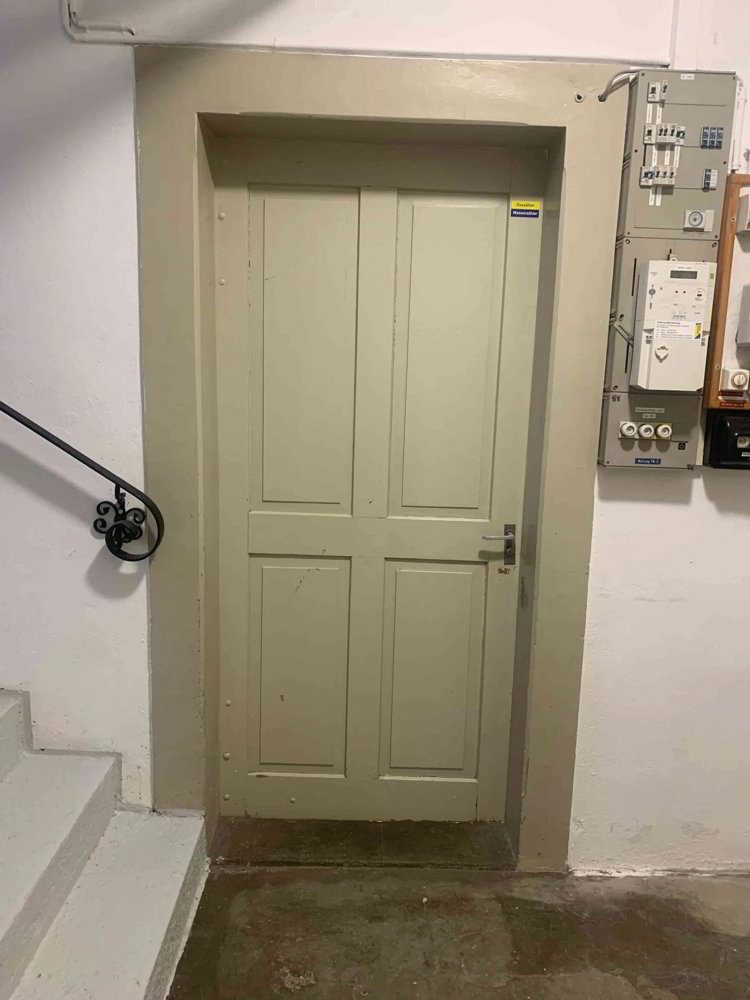 UG Büro/Office in historischem Mehrfamilienhaus Rüti ZH - Mehr