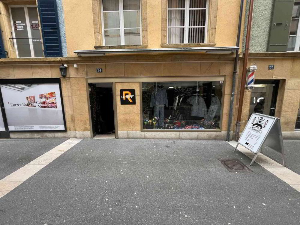 1 rooms Office & Commercial for rent in Neuchâtel - image 1/5