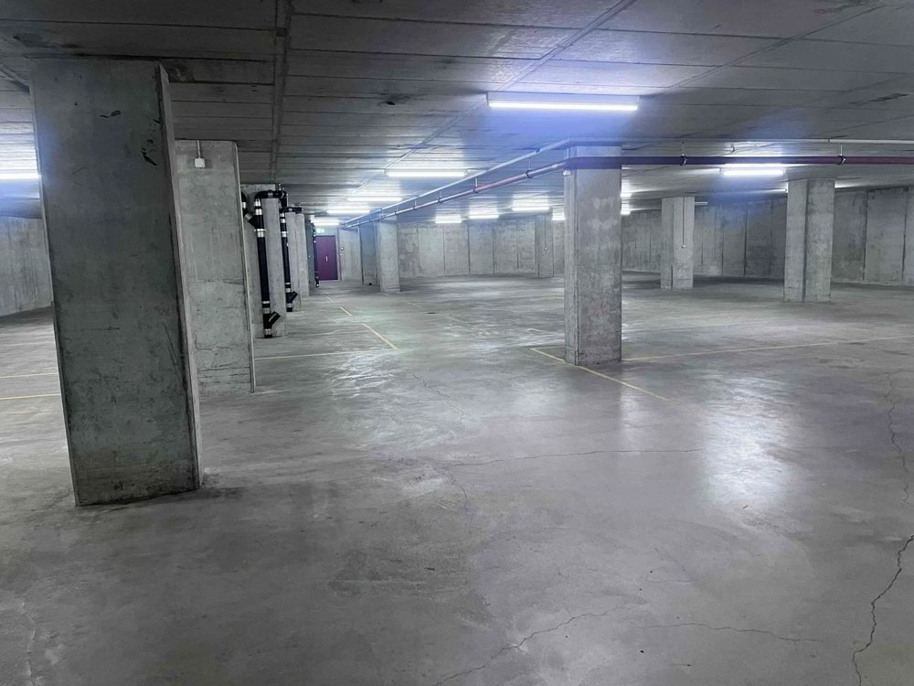 764 m² Lagerfläche über LkW-Tunnel, Rampe und Warenlifte CHF 80.-/m2/J - Ansicht 2