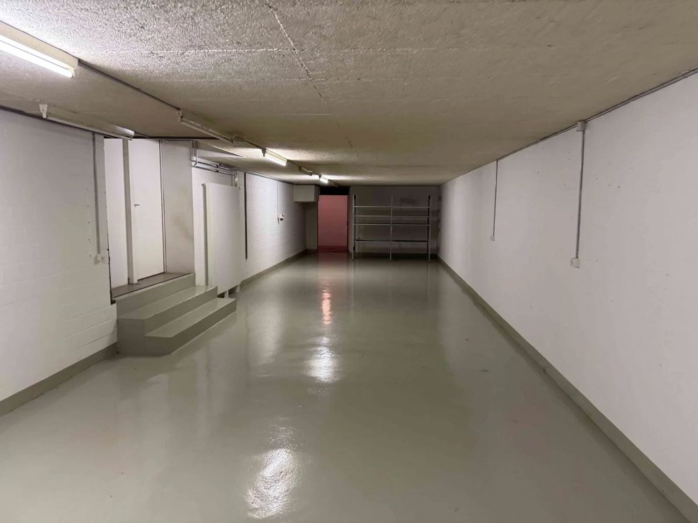 Grosser Lagerraum im Herzen von Worb zu vermieten - Ansicht 4