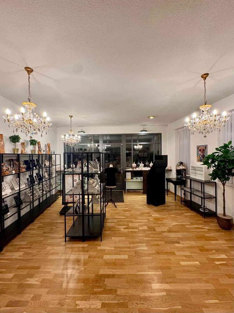 2 rooms Office & Commercial for rent in Rapperswil SG - image 1/1