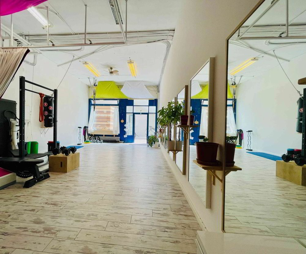VISIBILITÉ ET ACCÈS SANS PRÉCÉDENT : Centre Commercial de St. Prex - Mehr