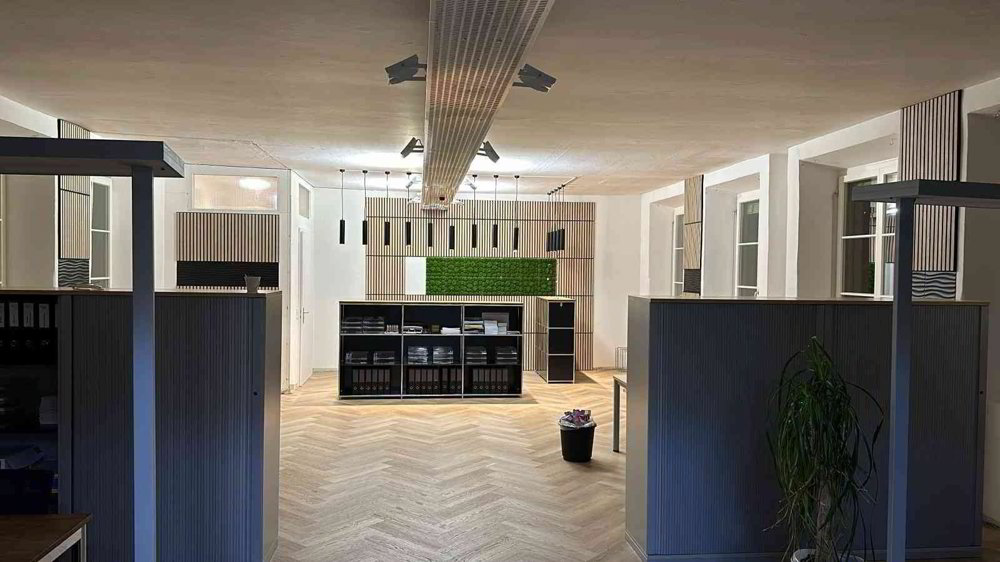 1 rooms Office & Commercial for rent in Adliswil - image 1/5