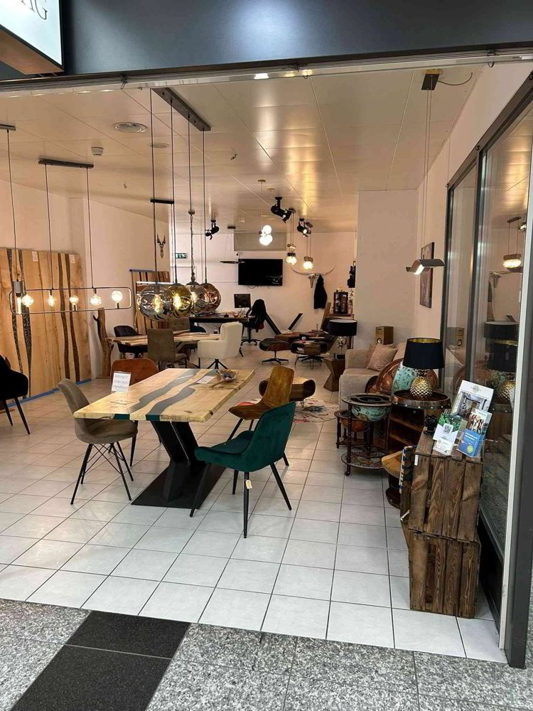 2 rooms Office & Commercial for rent in Weinfelden - image 1/11