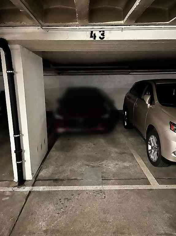 Parcheggio, garage di null locali in affitto a Genf - immagine 1/1