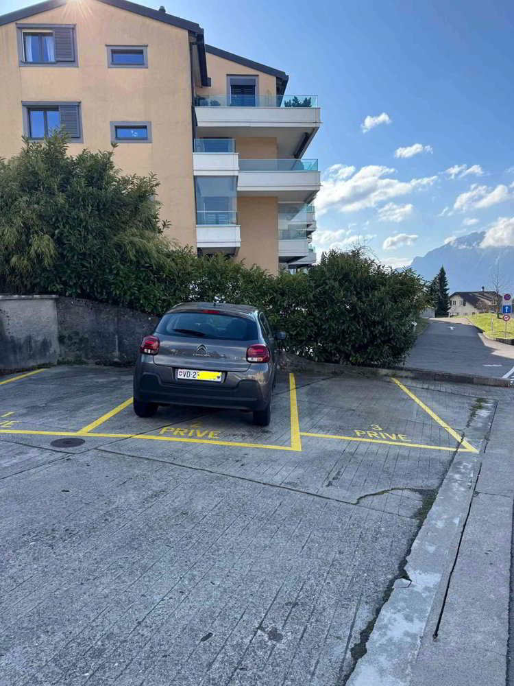 Parking, garage null pièces à louer à Chexbres - image 1/1