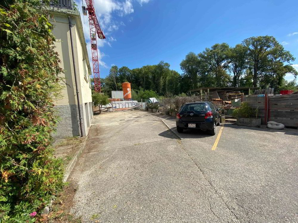 null Zimmer Parkplatz, Garage zu vermieten in Neuenburg - Bild 1/2