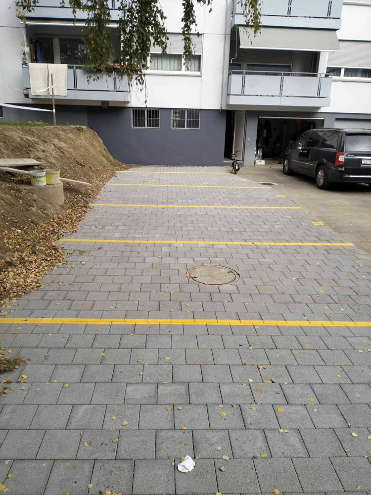 null rooms Car park, garage for rent in Gebenstorf - image 1/3