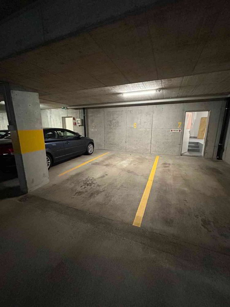 null rooms Car park, garage for rent in Henau - image 1/3