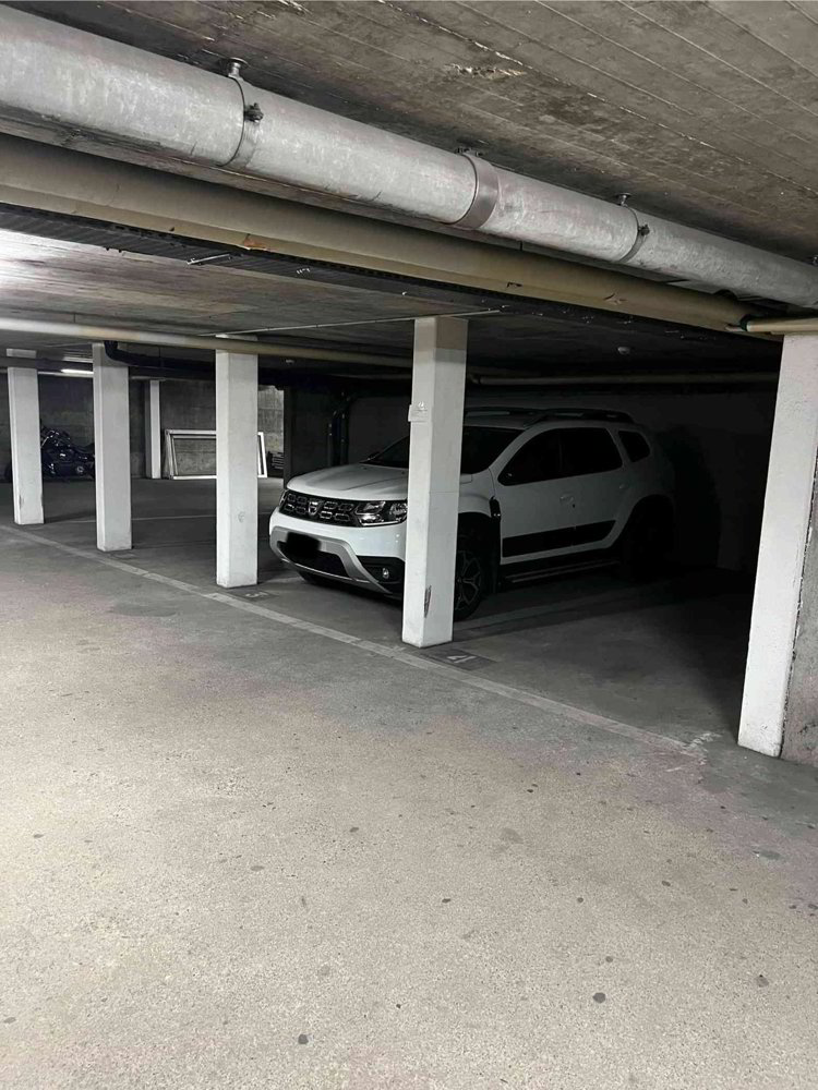 null Zimmer Parkplatz, Garage zu vermieten in Genf - Bild 1/1