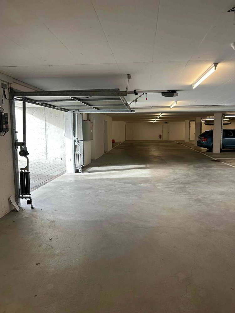 null Zimmer Parkplatz, Garage zu vermieten in Geuensee - Bild 1/2