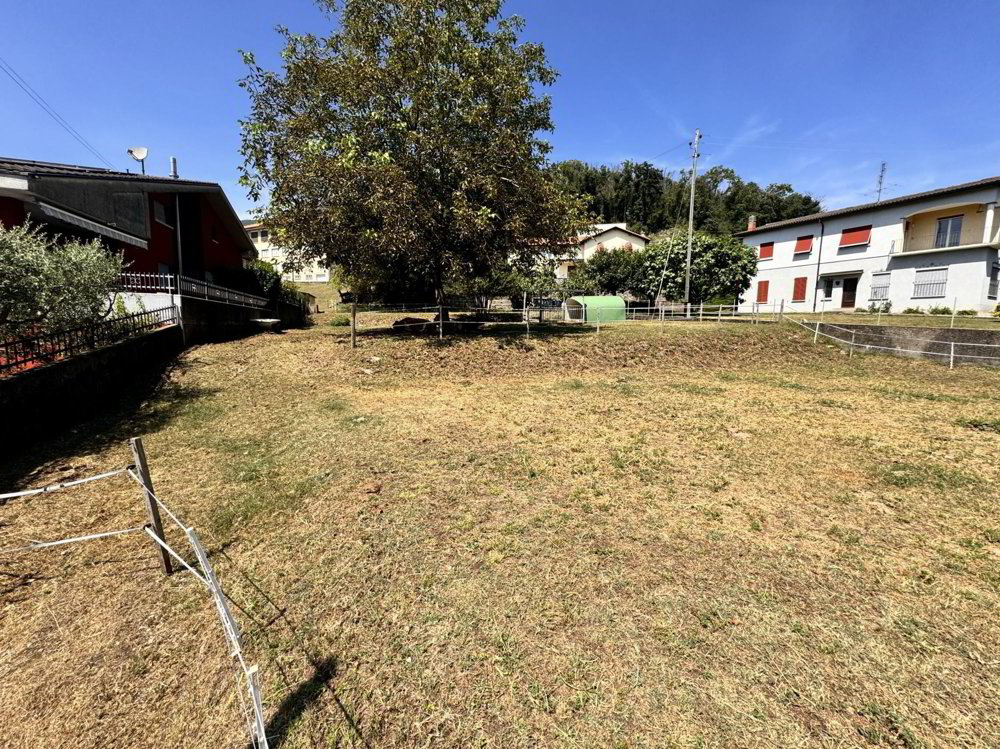 TERRENO PIANEGGIANTE DI 906 MQ CON LICENZA APPROVATA AD ARZO - Ansicht 4