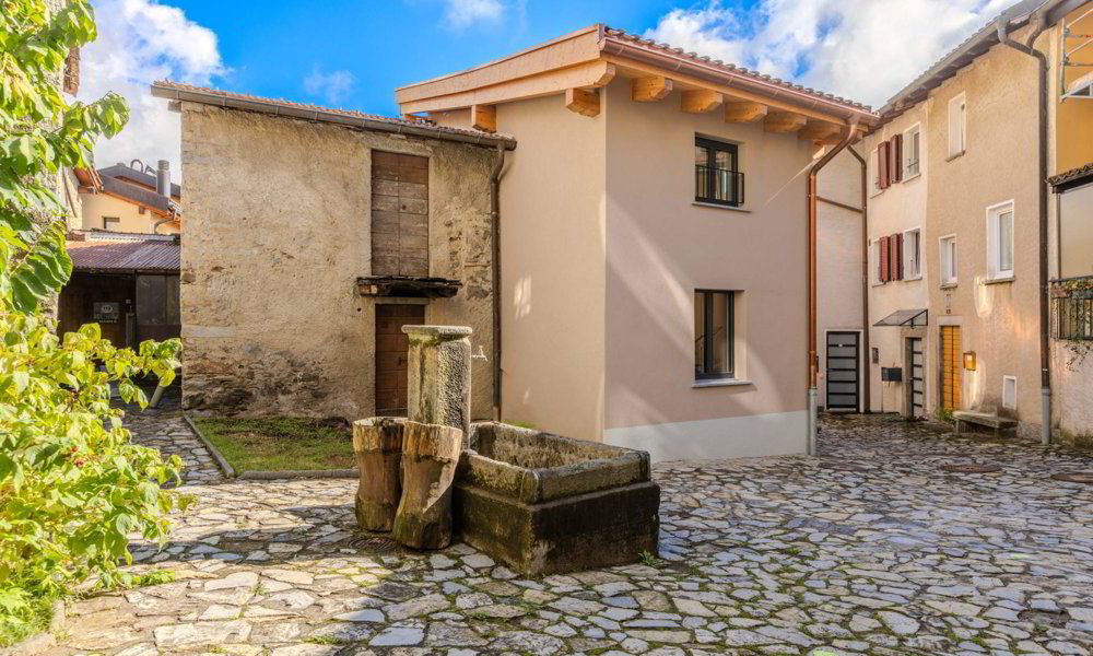3 rooms Apartment to buy in Lopagno - image 1/9