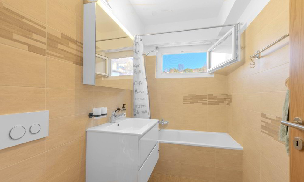4.5 rooms Apartment to buy in Cadro - image 1/9