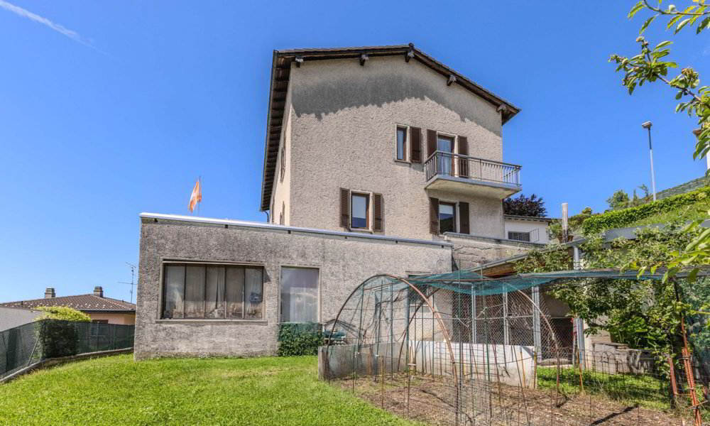 7.5 rooms House to buy in Vacallo - image 1/9