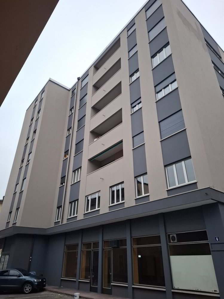 Ufficio & Commercio di 3 locali in affitto a Chiasso - immagine 1/4