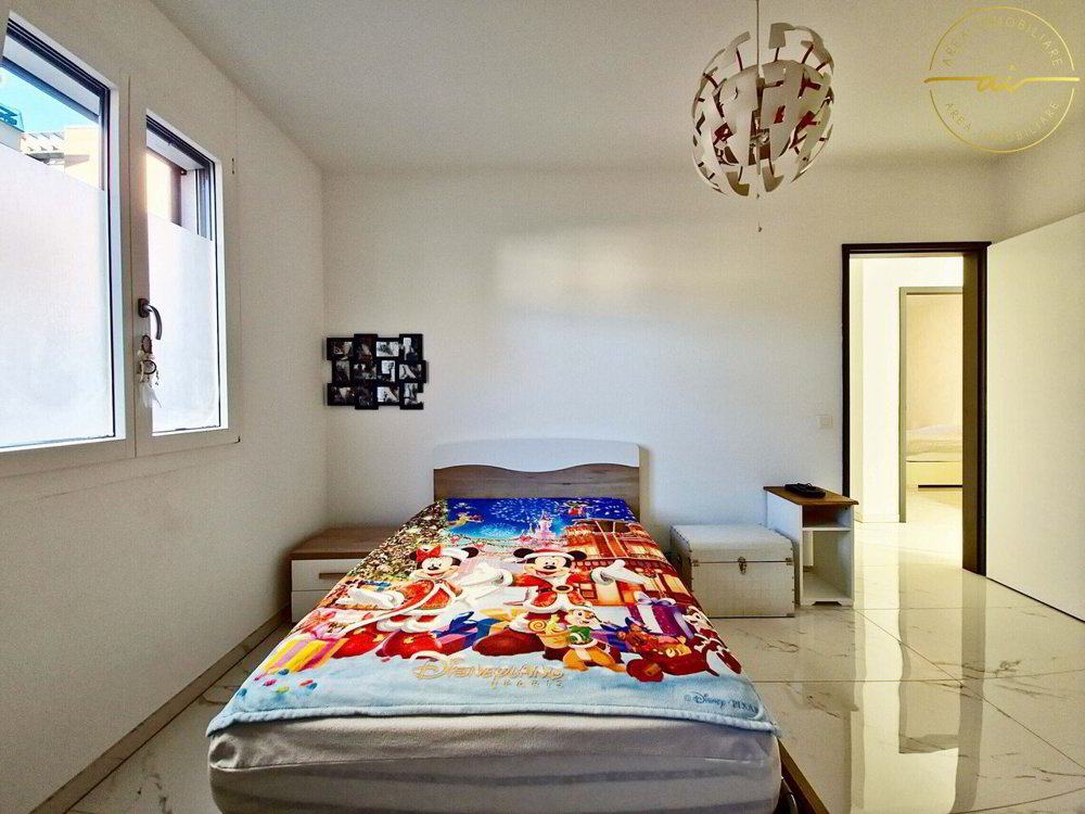4 rooms Apartment to buy in Viganello - image 1/13