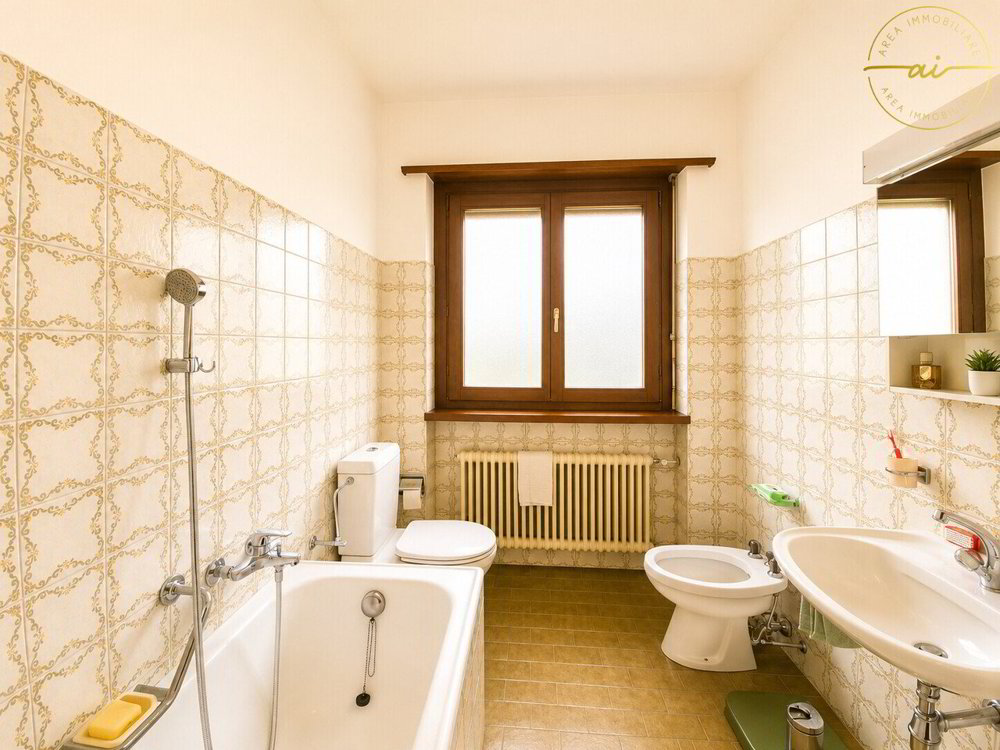 3 rooms House to buy in Ligornetto - image 1/13