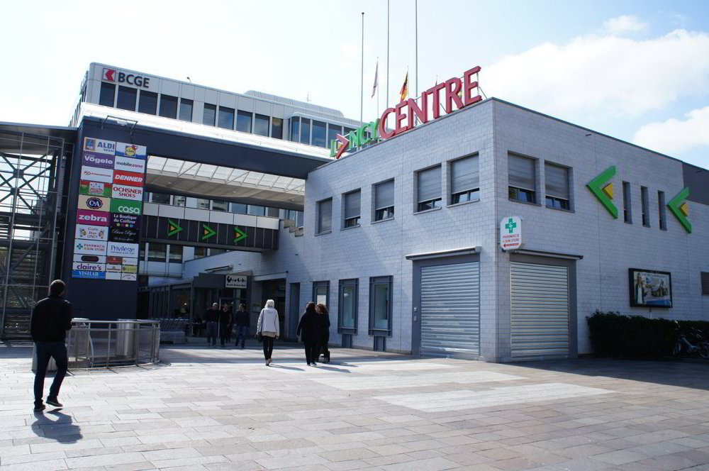 null rooms Office & Commercial for rent in Petit-Lancy - image 1/1