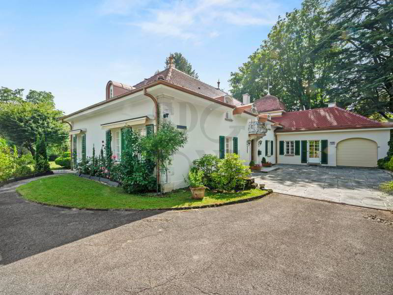 8 rooms House to buy in Lausanne - image 1/6