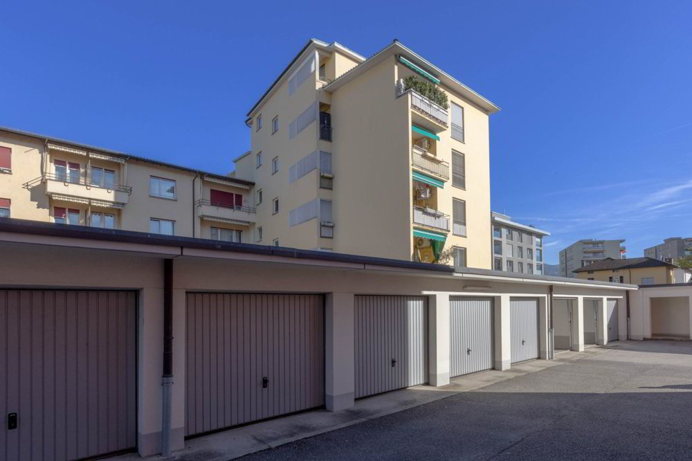 3.5 rooms Apartment to buy in Chiasso - image 1/19