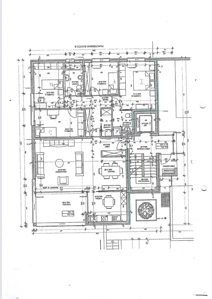 5.5 rooms Apartment to buy in Stabio - image 1/14