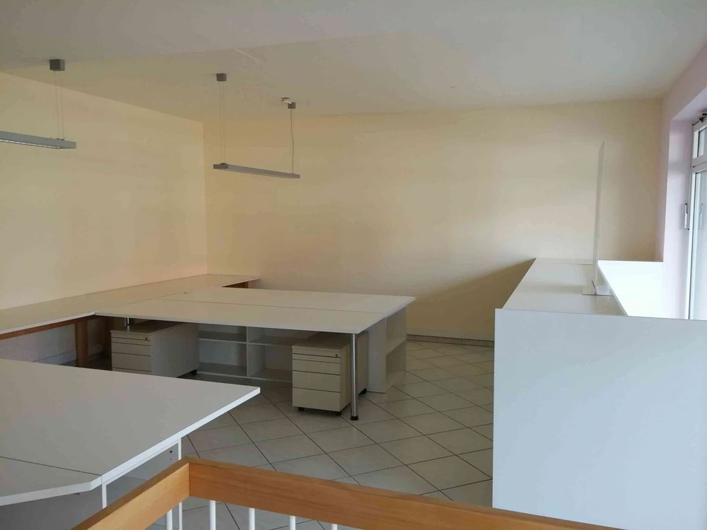 Attraktives Büro-/Ladenlokal an bester Lage mit eigenen Parkplätzen - Ansicht 5