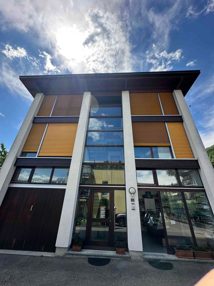 null rooms Office & Commercial to buy in Agno - image 1/5