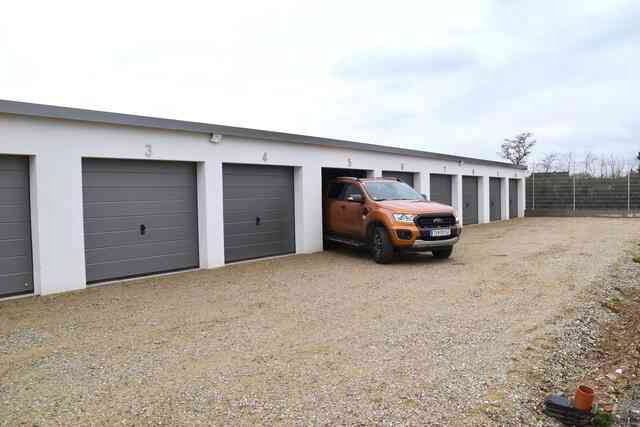 null Zimmer Parkplatz, Garage zum verkaufen in Brugg AG - Bild 1/1