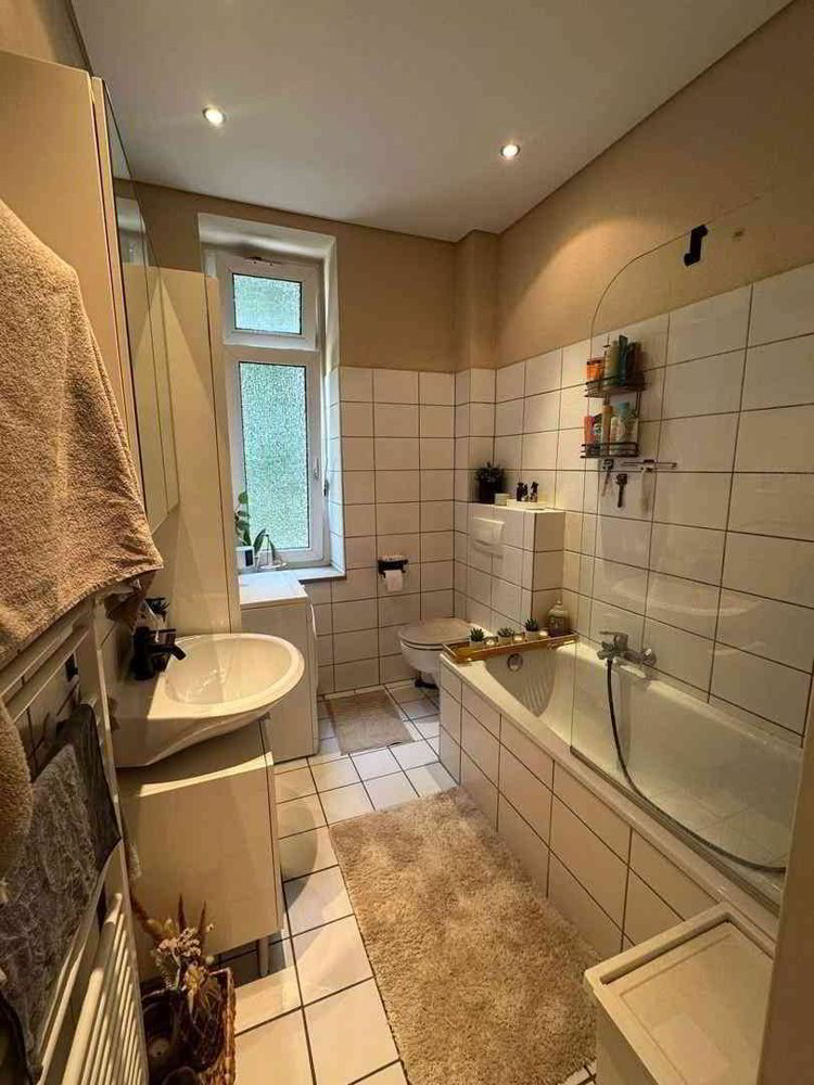 3 rooms Apartment for rent in Carouge GE - image 1/7