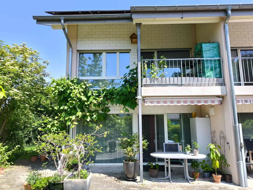 5.5 rooms House to buy in Münsingen - image 1/13