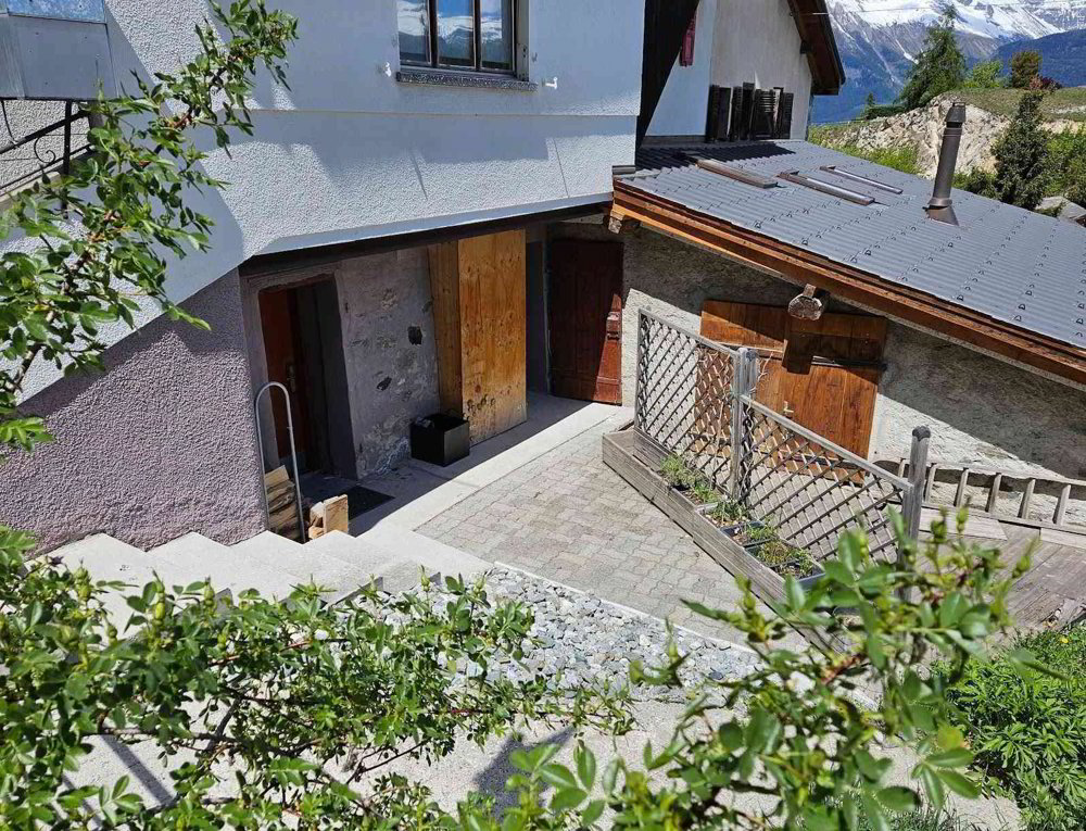 5 rooms House to buy in Nax - image 1/8