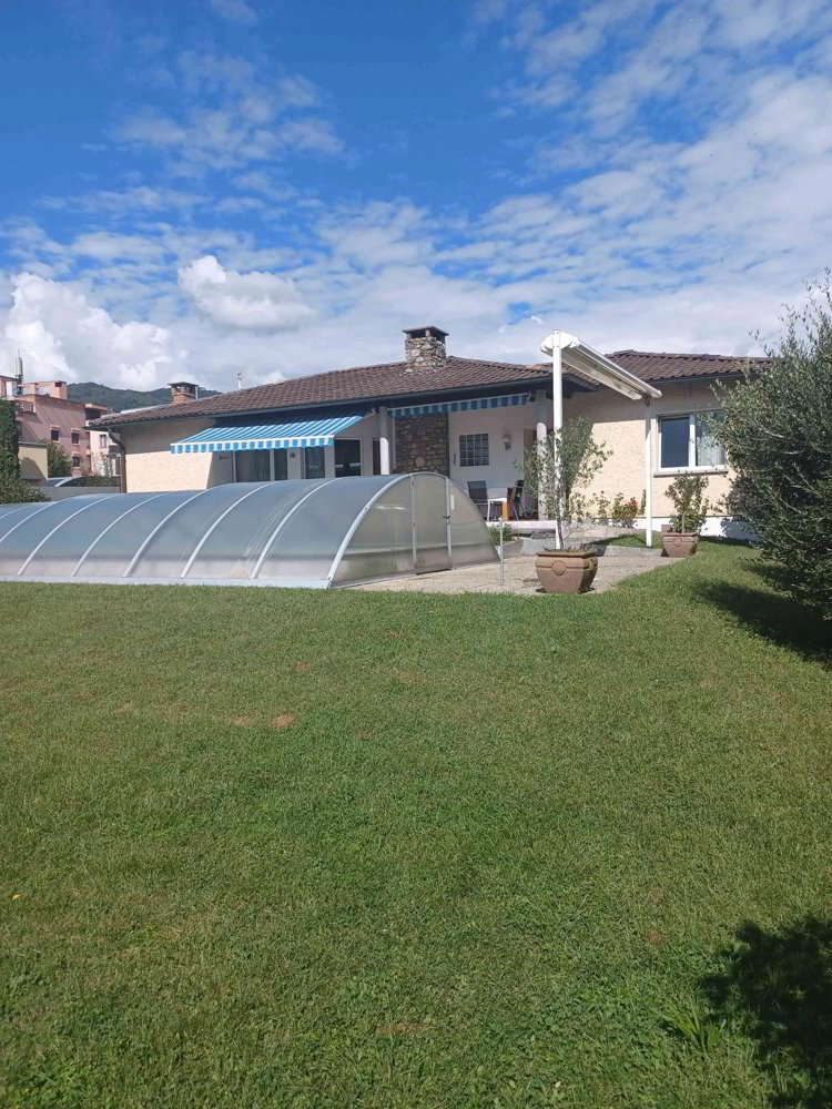 Haus – Caslano, Stremadone