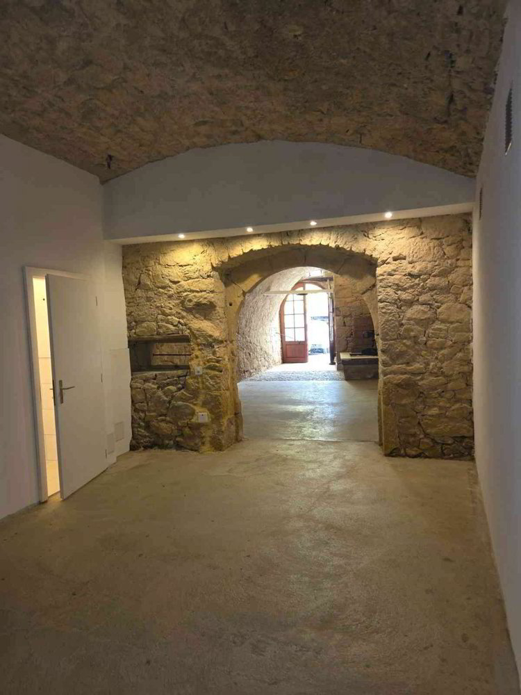 Local Commercial de 100m² au coeur du village - Ansicht 5