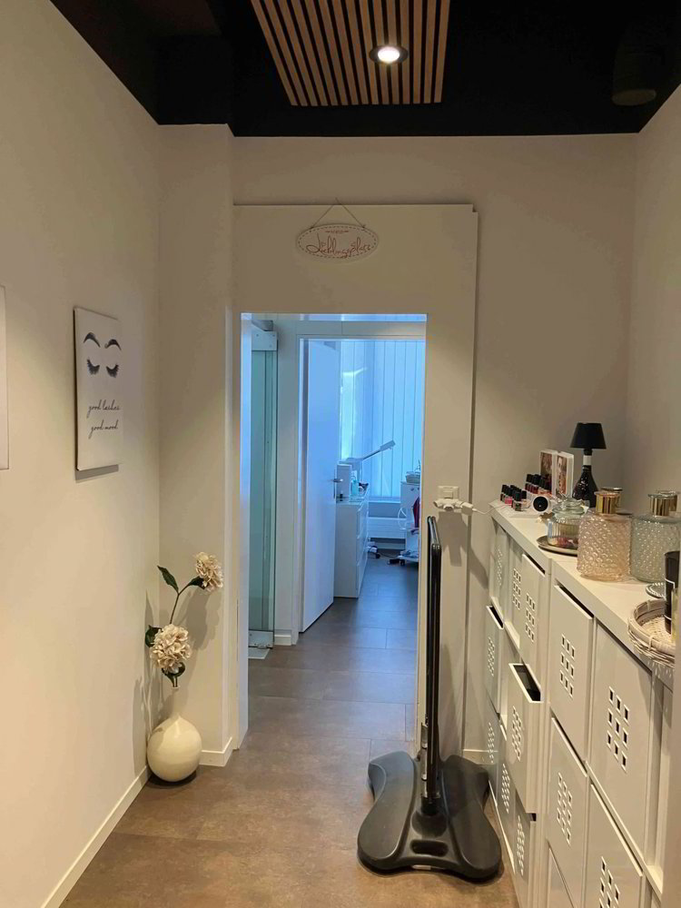 3 rooms Office & Commercial for rent in Kreuzlingen - image 1/6