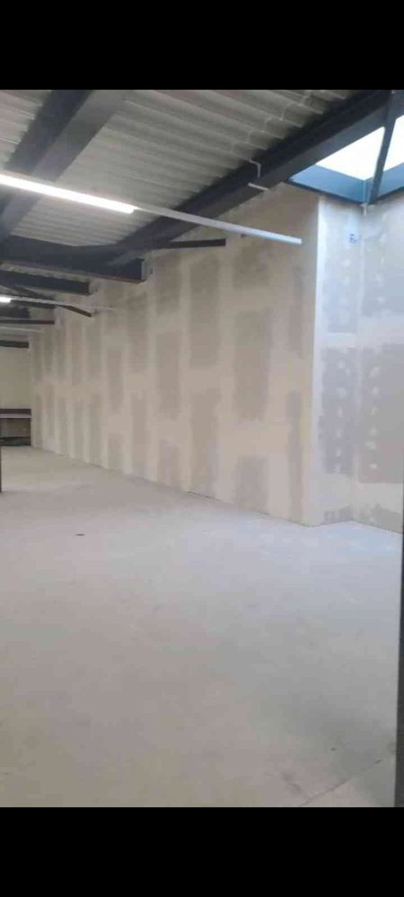 1 rooms Office & Commercial for rent in Winterthur - image 1/3