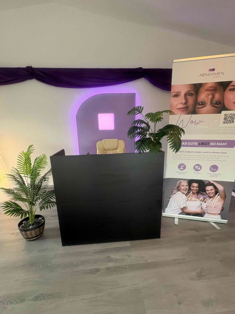 Voll eingerichtetes „Abnehmen im Liegen"-Studio in Oberwil (Baselland) - Ansicht 4