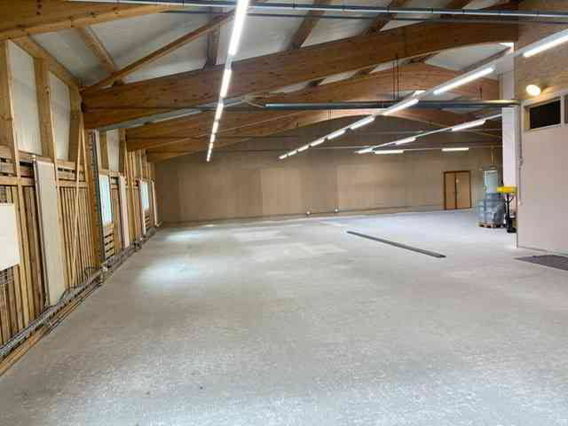 1 rooms Office & Commercial for rent in Interlaken - image 1/2