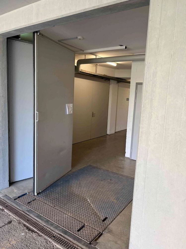 Ufficio & Commercio di 1 locali in affitto a Horgen - immagine 1/3
